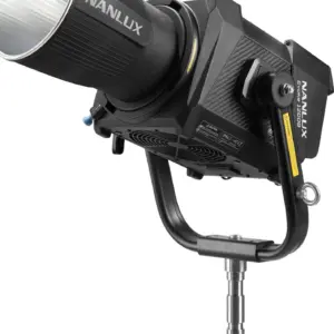 Evoke 1200B Bicolor con Flight Case e Lente Fresnel