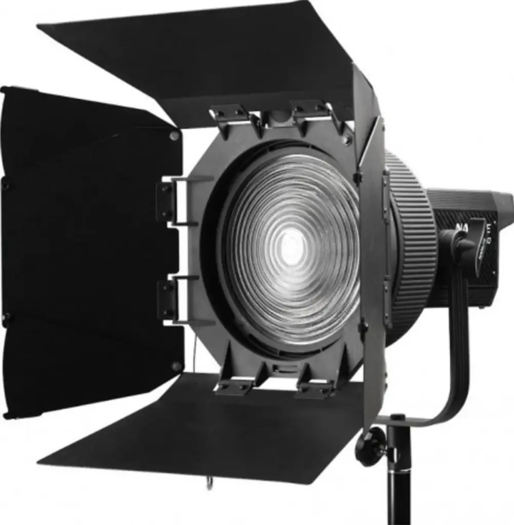 FL20 Lente Fresnel con alette attacco Bowens