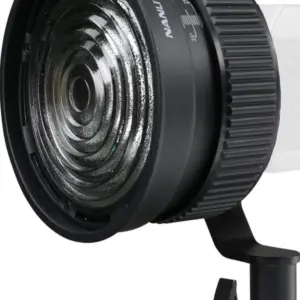 FL11 Lente Fresnel con alette attacco FM