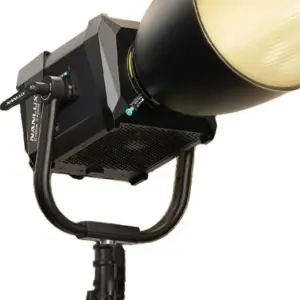 EVOKE 2400B BiColor con Trolley e Riflettore 45